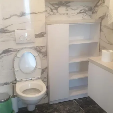 Appartement Yna Năvodari